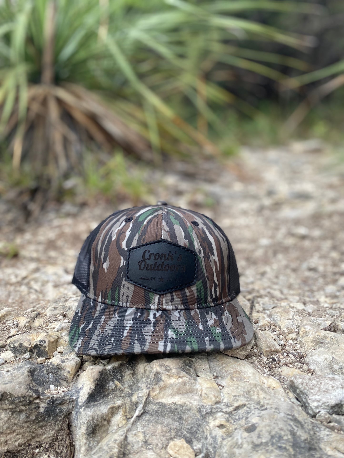 The Smoke and Camo